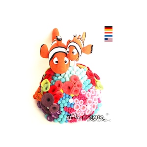 clownfishes with reef