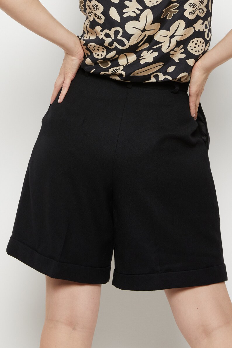 90s Black Wool Pleated Shorts S image 8