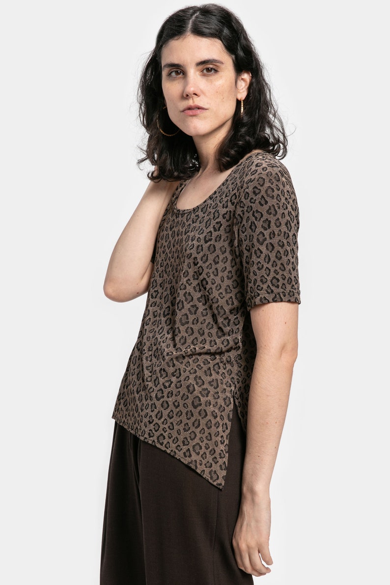 90s Brown Slinky Leopard Top L image 6