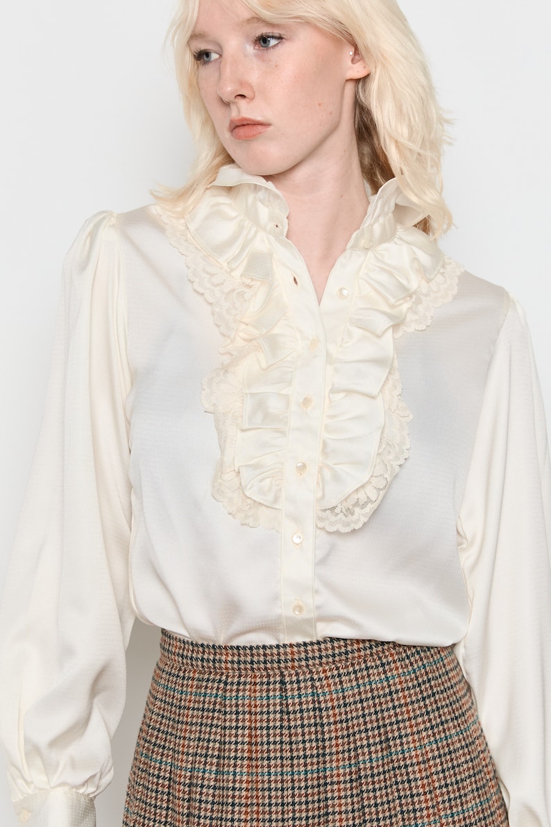 80s Cream Ruffle Lapel Blouse M - Etsy