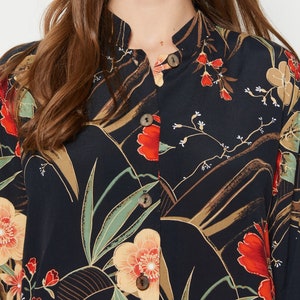 90s Black Floral Mandarin Collar Top XL image 3