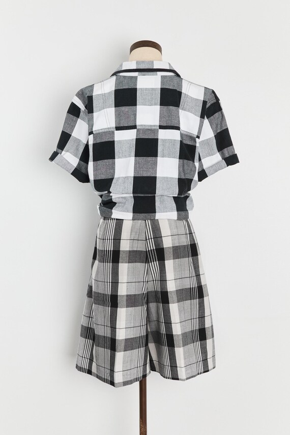 00s B&W Check Button Down Top XL - image 8