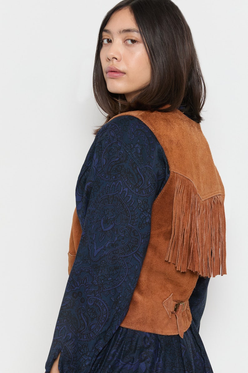 70s Whiskey Suede Fringe Vest M image 9