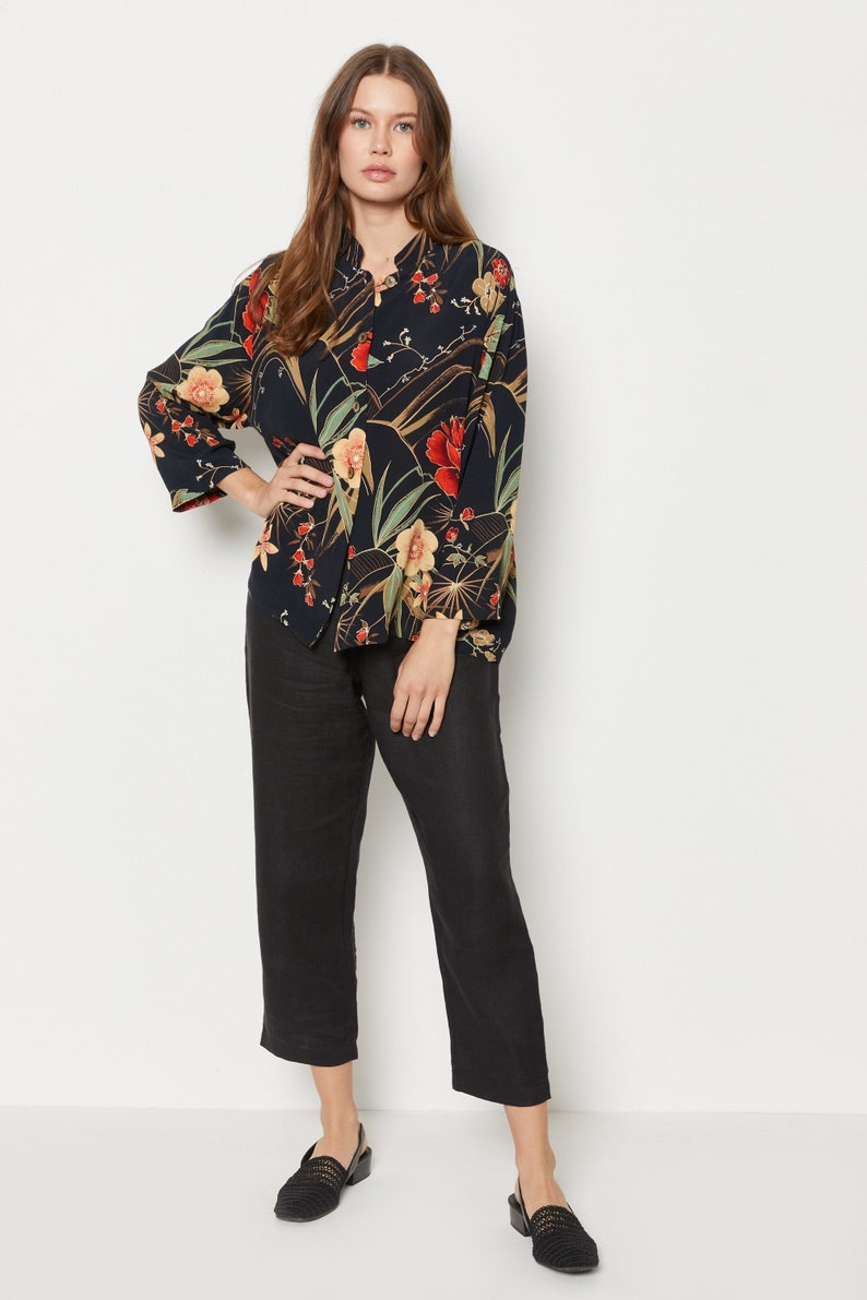 90s Black Floral Mandarin Collar Top XL image 1