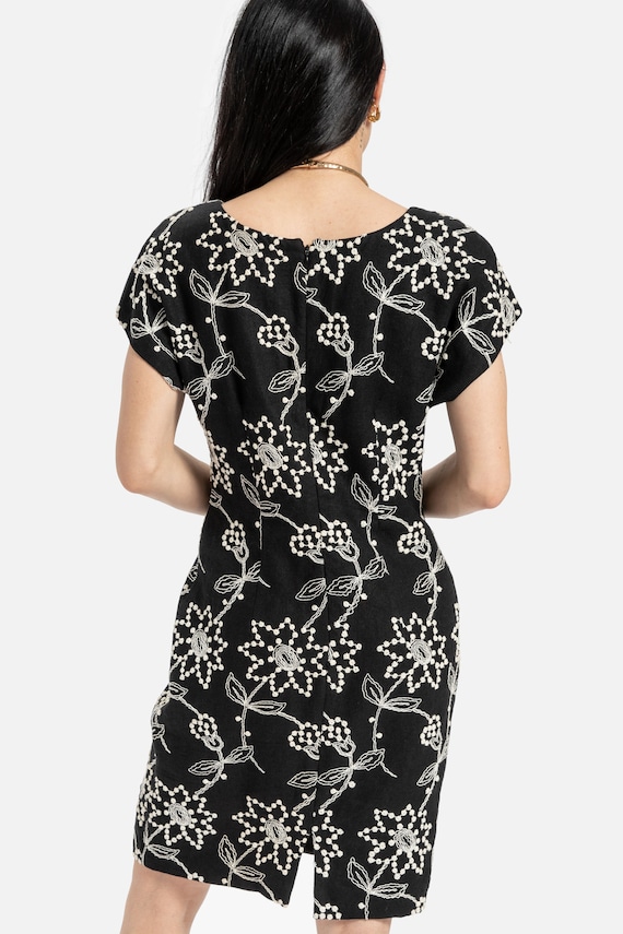 90s B&W Embroidered Floral Dress M - image 5