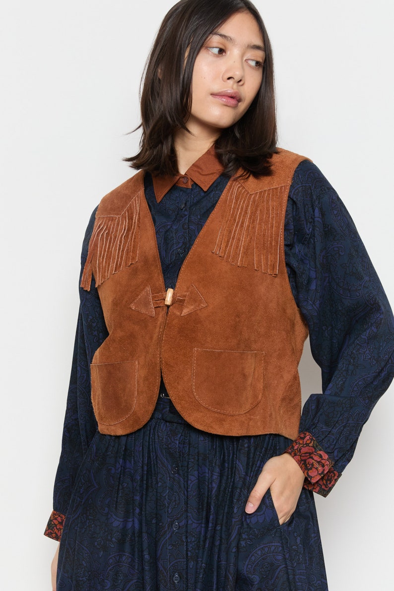 70s Whiskey Suede Fringe Vest M image 7