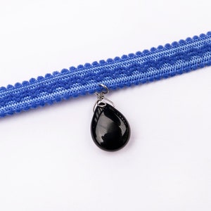 Royal Blue elastische Halsband, schwarzes Glas Teardrop Perle, Edelstahl verstellbare Halskette, Alt Mode