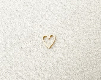 Dije conector con contorno de corazón • Plata de ley o bañada en oro de 14 k • Dijes de corazón • Conectores de corazón • Joyería del día de San Valentín • Conector PJ