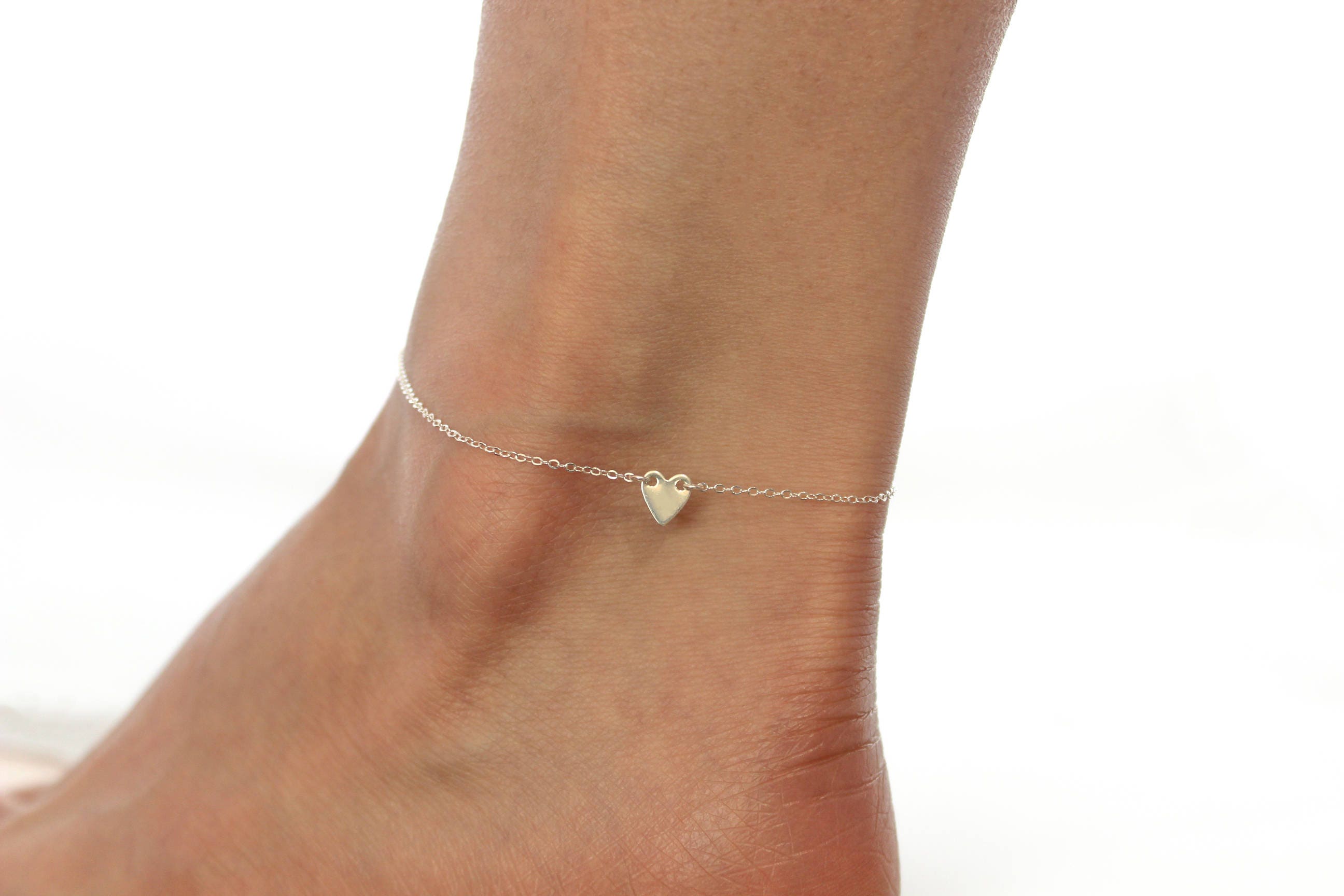 heart charm anklet in 14k gold