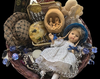 Vintage Junk Drawer Trinkets: Assemblage Art, Collage & Mixed