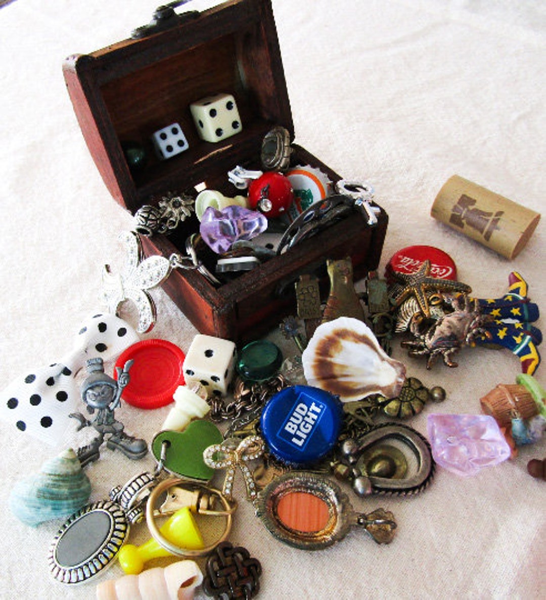 Crow Confetti Grab Bag Lucky Scoop Trinkets Tell A Story Etsy crow-confetti-grab-bag-lucky-scoop-trinkets-tell-a-story-etsy