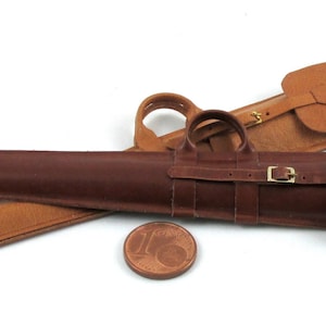 Miniature leather case for shotgun, 1/12 scale