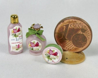 Set of 2 perfume miniature bottles and soap, 1/12 scale