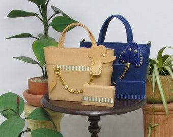 Miniature handbag in leather,  1/12 scale