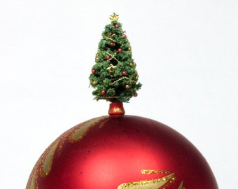 Miniature Christmas tree,  1/144 scale