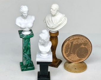 classical bust on pedestal, scale 1/48