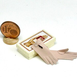 miniature gloves with box, 1/12 scale model 3