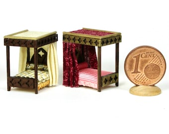 gothic four-poster bed, 1/120 scale for baby dollhouse