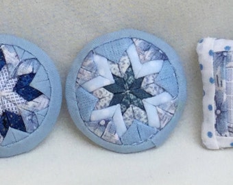 Miniature patchwork cushion round  or squared, 1/12 scale, various shades