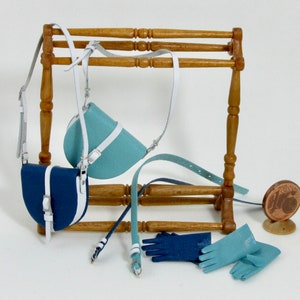 Set of bag, gloves and belt, 1/12 scale