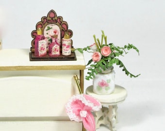Perfume display, 1/48 scale