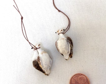 Miniature realistic 1/12 scale birds with real feathers