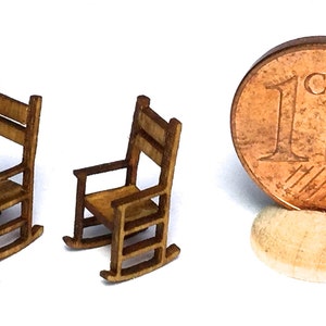 Rocking chair in wood, 1/144 scale