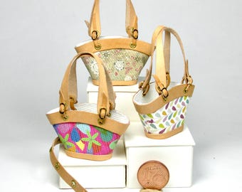 Leather and fabric shopping bag, 1/12 scale
