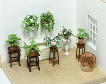 Potted plants on stand, 1/48 scale