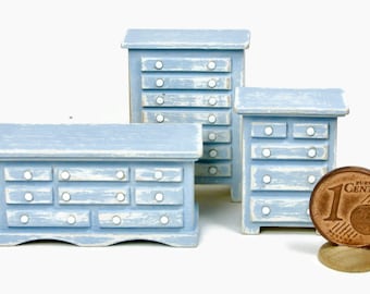 Wooden chests of drawers, 1/48 scale