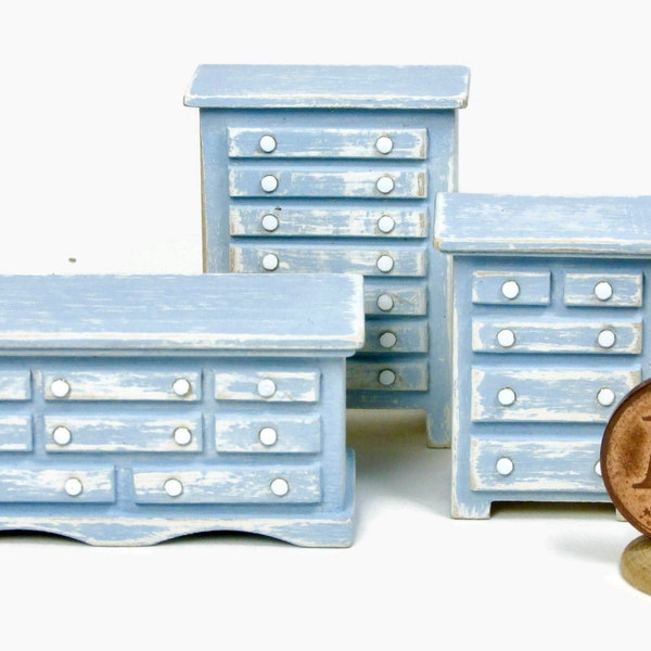 Wooden chests of drawers, 1/48 scale