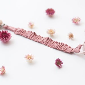 Patrón de costura para sujetachupetes con volantes – Regalo DIY para baby shower (PDF) imagen 7