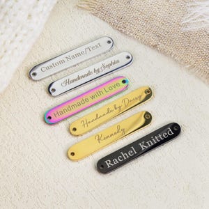 Personalisierte gravierte Metall Tags | Benutzerdefinierte Name stricken Label | Anhänger Für Taschen