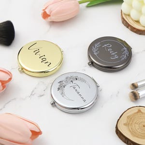 Espejo compacto personalizado, espejo de mano, espejo de maquillaje con diseño de corona, espejo cosmético de regalo para novia, espejo de bolsillo portátil para viajes