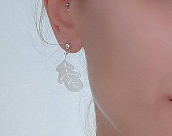 FLORA Leaf dangle earrings