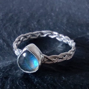 Labradorite braided 925 silver ring image 2