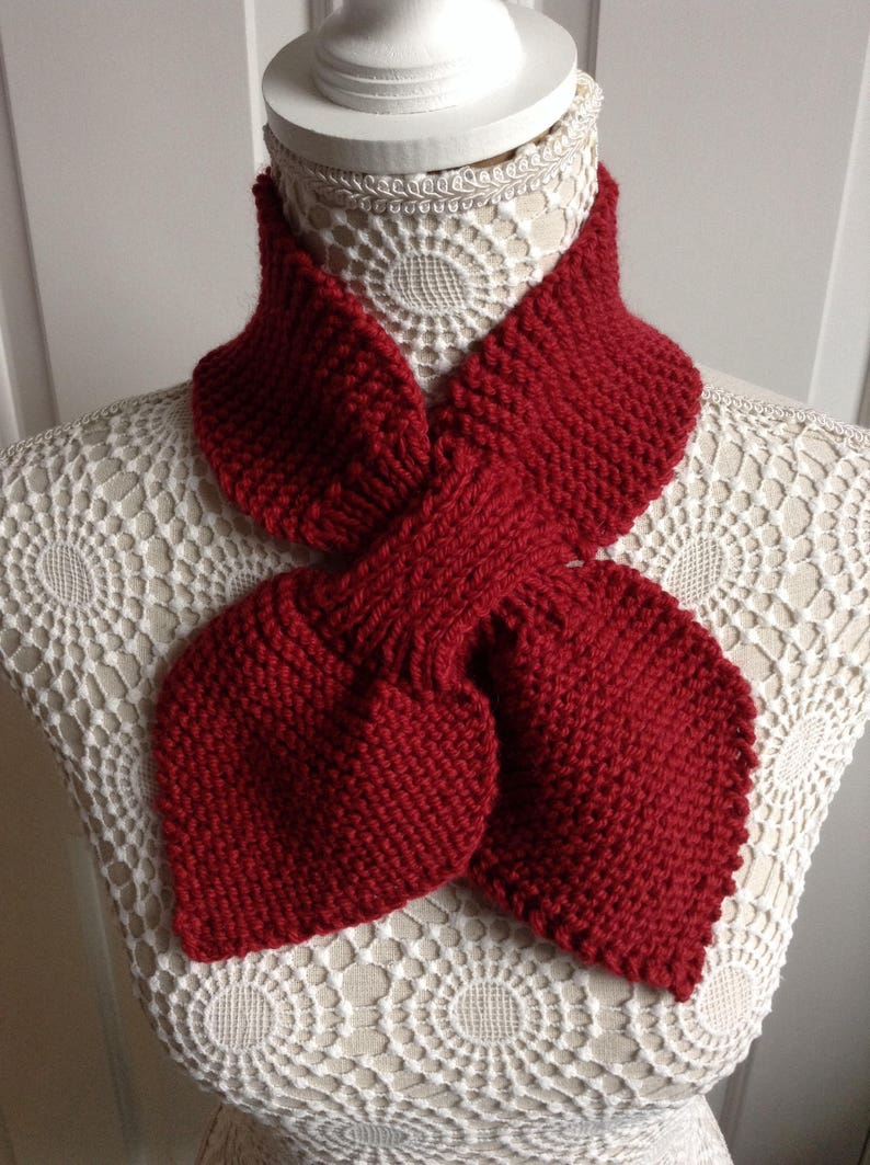 Miss Marple Hand Knitted 1940s Vintage Style Ascot Scarf Red - Etsy UK