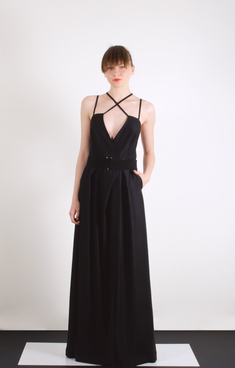 sleeveless kaftan dress