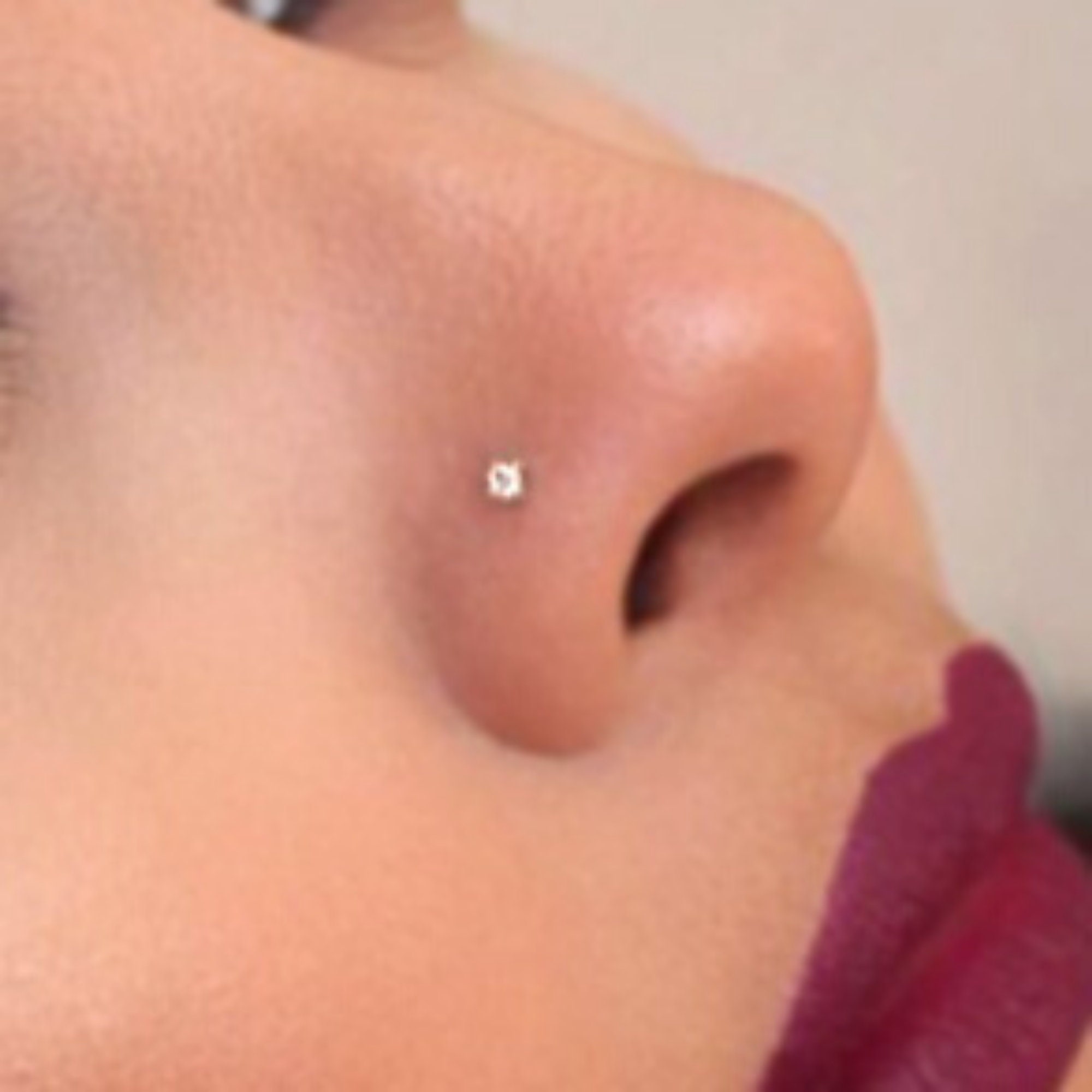 fake nose piercing stud