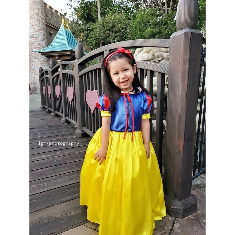 Snow White dress, snowwhite dress, Snow White party, Snow White birthday, Snow White costume image 3