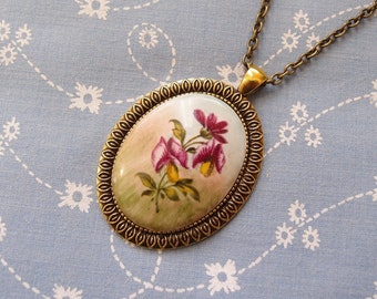 Antique Bass Floral Vintage Cameo Pendant Necklace