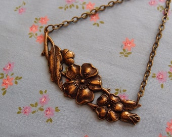 Antique Plated Floral Pendant Necklace