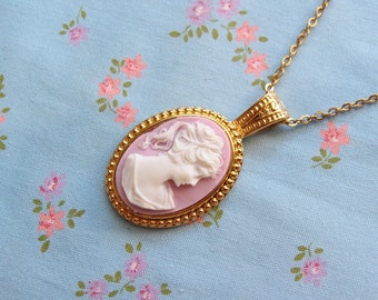 Antique Plated Setting with Cameo Pendant Necklace