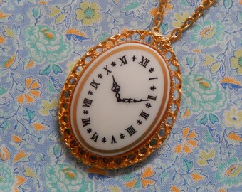 Gold Plated What's The Time Cameo Pendant Necklace