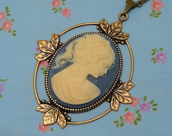 Vintage Lady Cameo Antique Brass Plate Leafy Setting Necklace