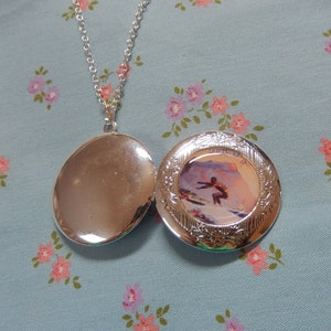 Round Silver Plated Lone Surfer Locket Pendent Necklace image 5