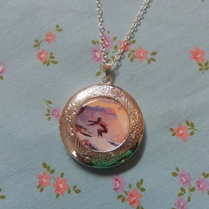 Round Silver Plated Lone Surfer Locket Pendent Necklace image 2