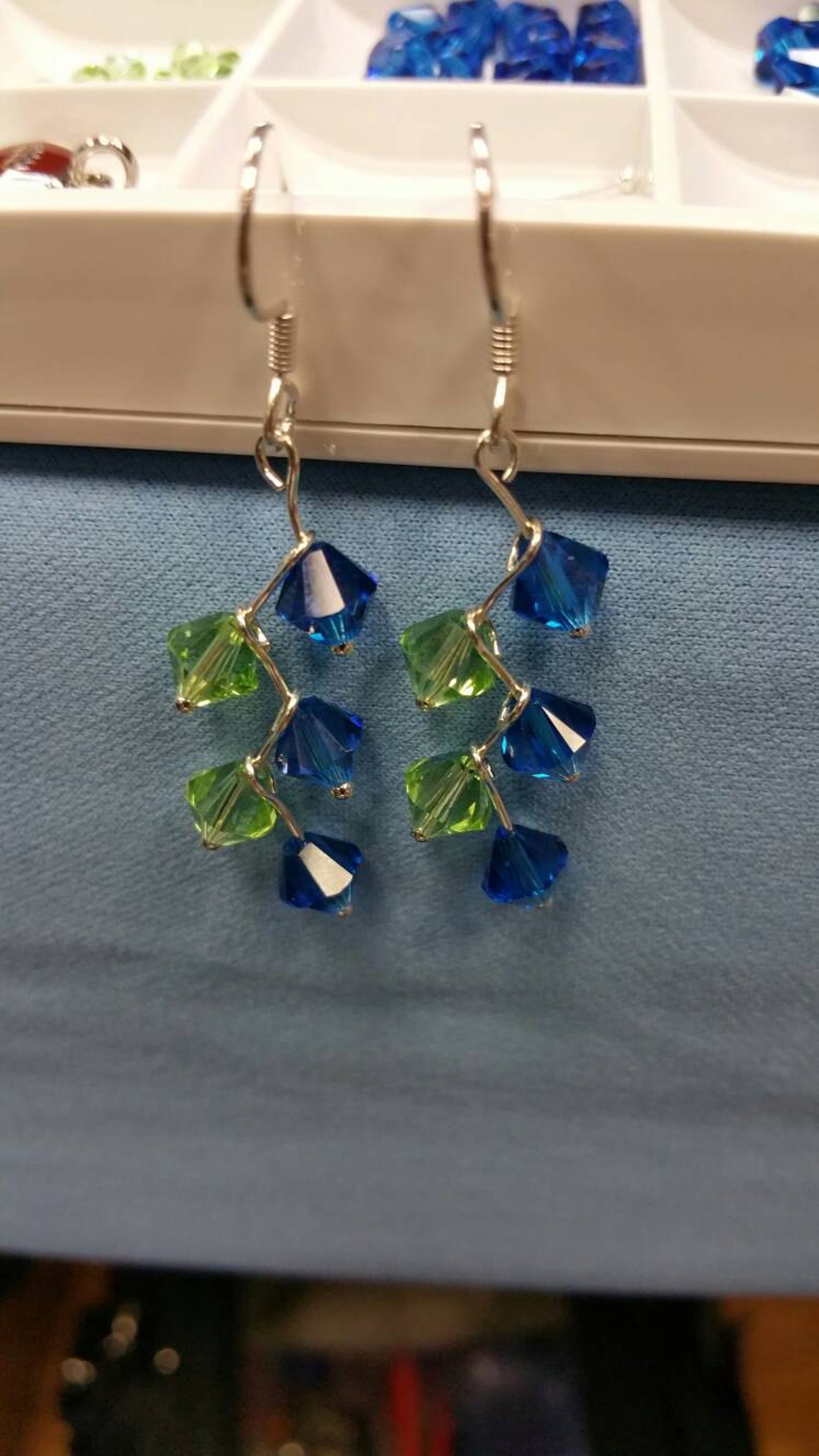 Seahawks Earring in 925 Sterling Silver and Swarovski - Etsy
