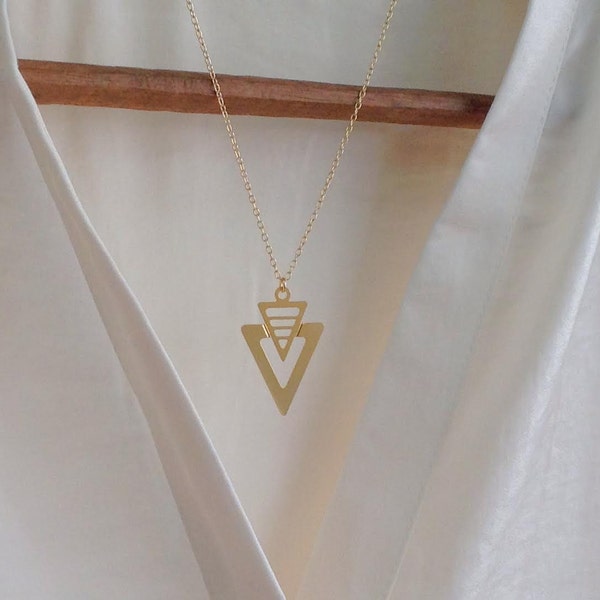 Geometric Triangle Necklace, Gold Arrow Necklace, Gold Dainty Jewelry, Cool Minimalistic Necklace, Gift Under 25, Simple Silver Necklace