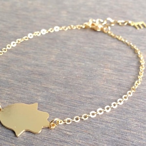 Gold Hamsa Bracelet, Hand Charm Bracelet, Gold Protection Bracelet, Simple Jewish Bracelet, Evil Eye Bracelet